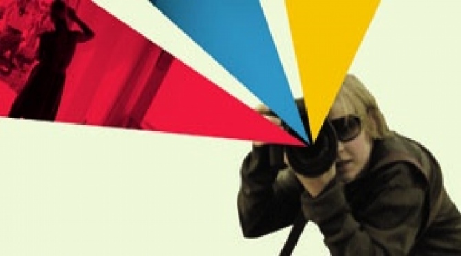 Teenage-paparazzo_w670_h372